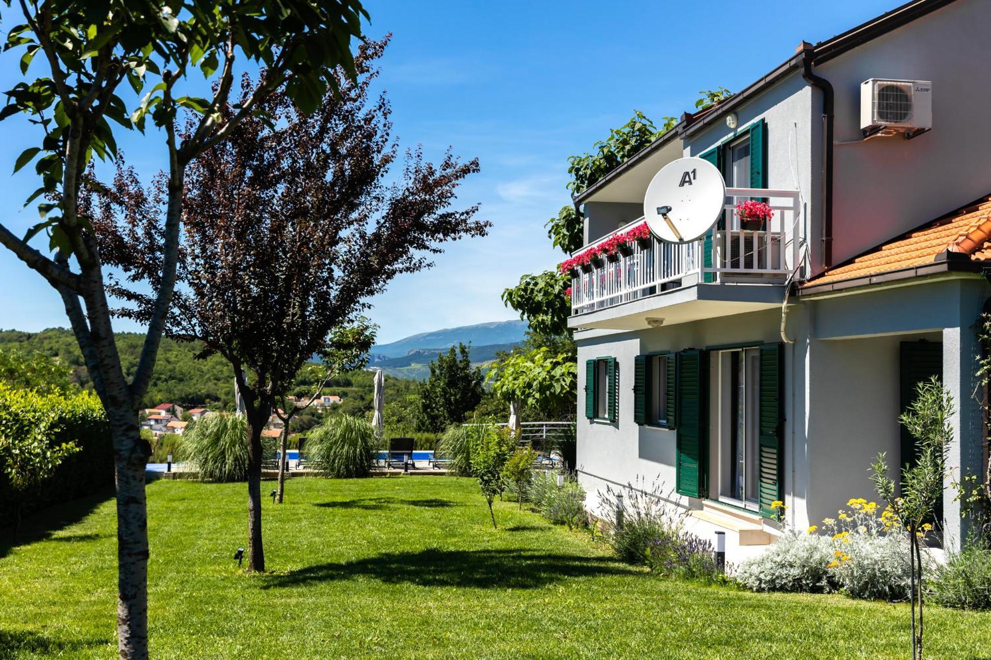 Villa Matko - Family Destination Zmijavci Eksteriør billede